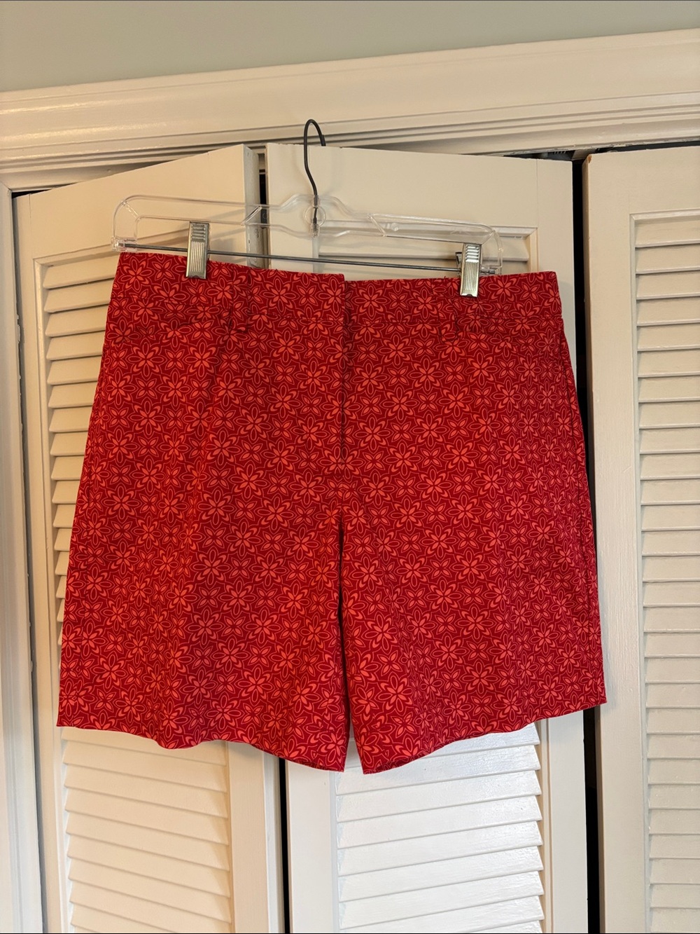Red Floral Pattern Women’s Shorts